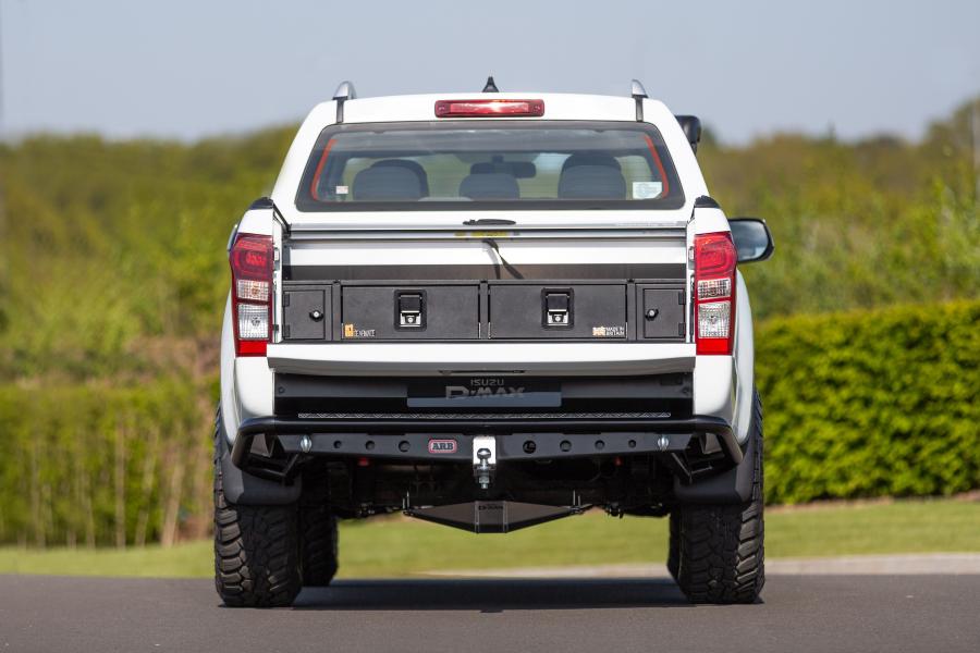  Isuzu D-Max GO2 2020 года  (фото 12 из 24)